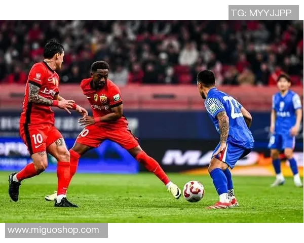 上海上港与上海申花的巅峰对决谁能在这场城市德比中笑到最后